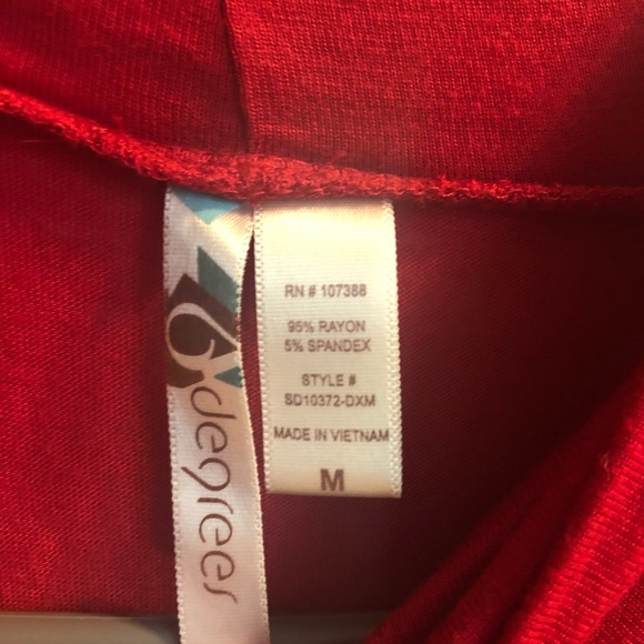 Red turtle neck blouse. - Picture 5 of 5